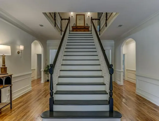 Bonne Terre Inn Dogwood Room hotel detail image 2