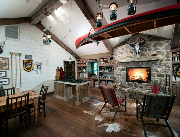 Camp Long Creek hotel detail image 3