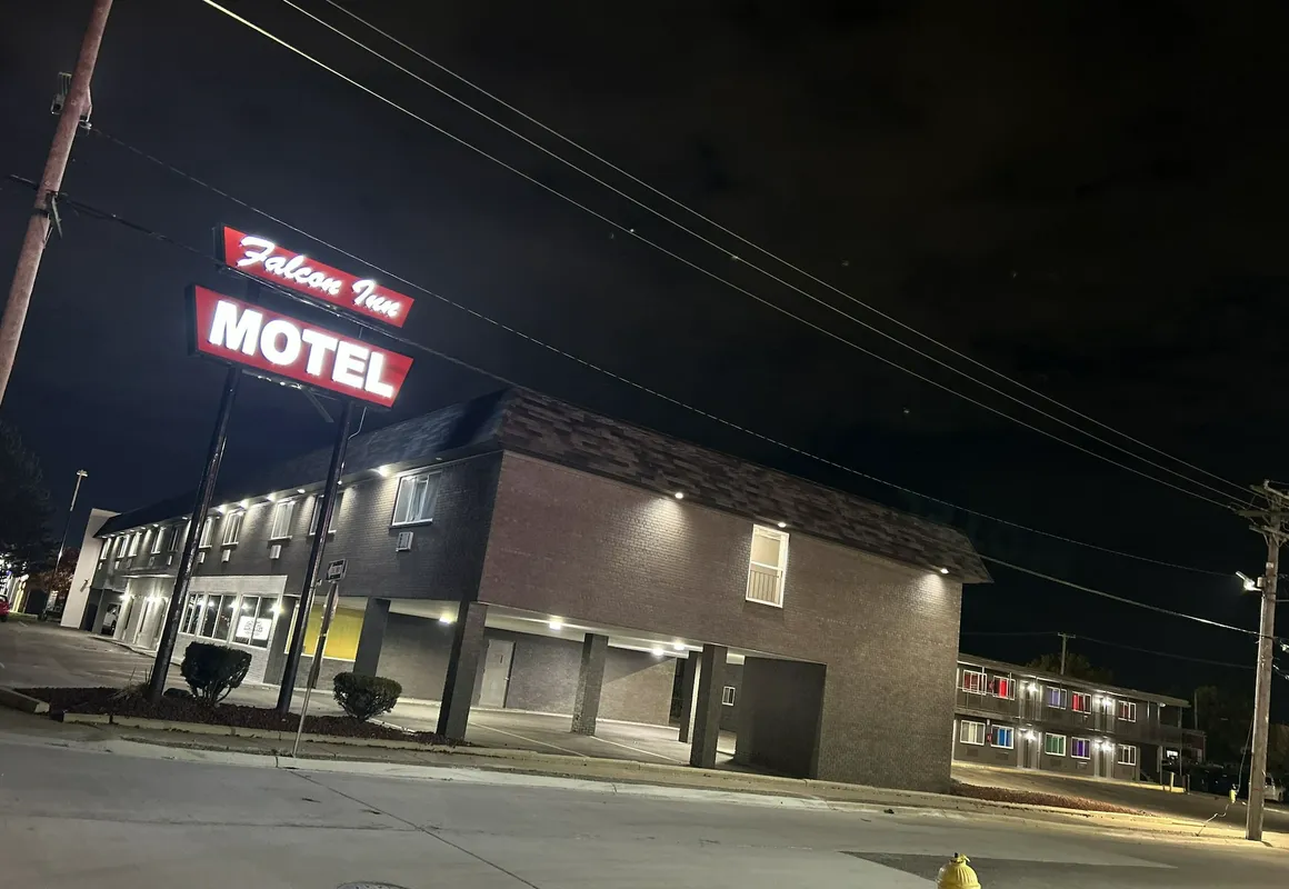 Imperial Suites hotel hero