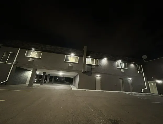 Imperial Suites hotel detail image 4