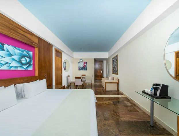 Altitude by Krystal Grand Los Cabos – All Inclusive hotel detail image 4