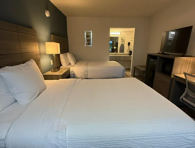 Baymont by Wyndham Lumberton NC hotel detail image 3