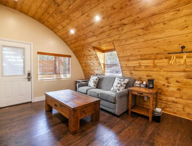 Tahquitz Pines Retreat hotel detail image 1