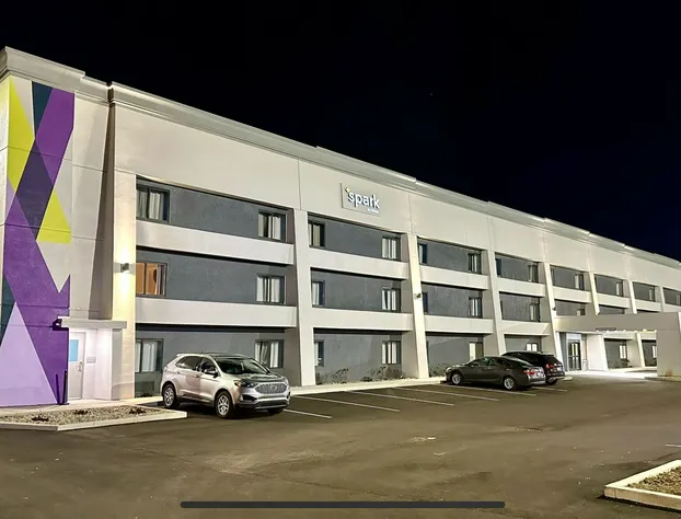 Spark by Hilton Fort Wayne hotel detail image 2