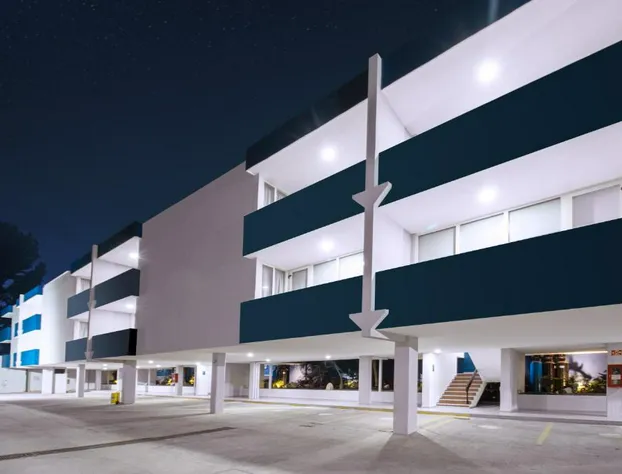 Vista Express Guadalajara Expo SureStay Collection by BW hotel detail image 1