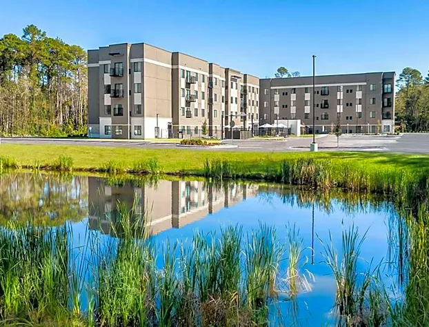 WaterWalk Extended Stay by Wyndham Jacksonville Deerwood Pk hotel detail image 4