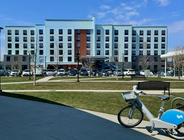 Hampton Inn & Suites Chicago Medical District UIC hotel detail image 4