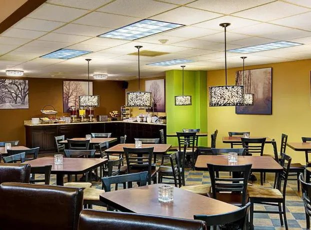 Home Inn Woods Hotel hotel detail image 4