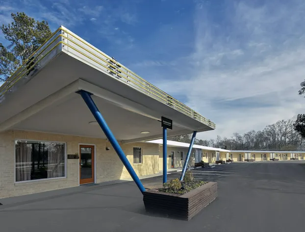 New South Motor Inn hotel detail image 1