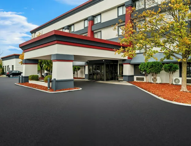 Red Roof Inn Flint hotel detail image 3