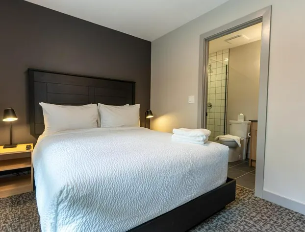 Basecamp Suites Revelstoke hotel detail image 1