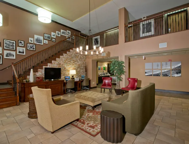 Russell Inn & Suites hotel detail image 2