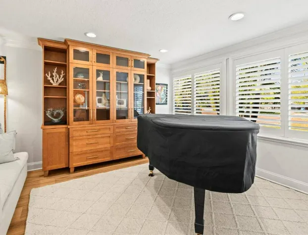 New Listing - Sea Glass Inn - a St Pete Gem hotel detail image 2