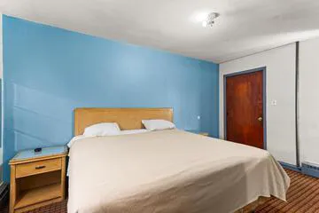 Budget Inn Flint hotel detail image 1