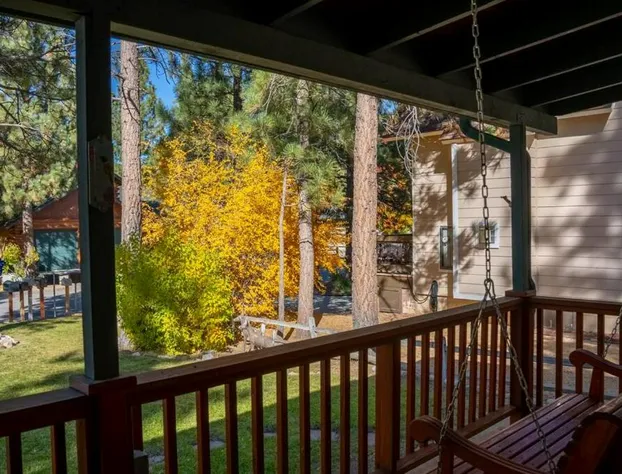 The Lilac Lodge The Ultimate Getaway! hotel detail image 2