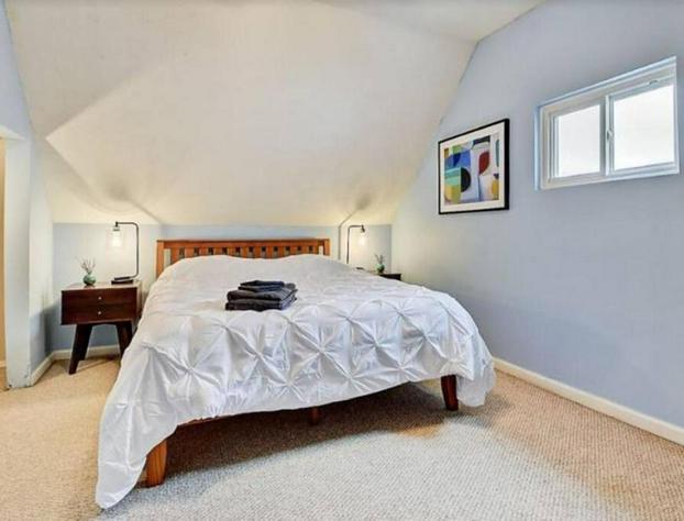 Amazing 3BR Home with WD Patio and Parking hotel detail image 4