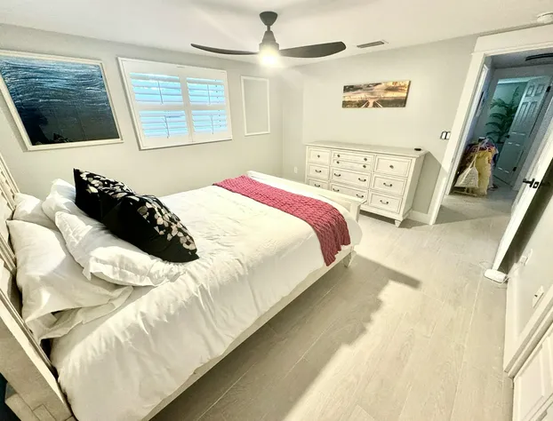 Resort Like Living Near Siesta Key 10Min To Beach hotel detail image 1