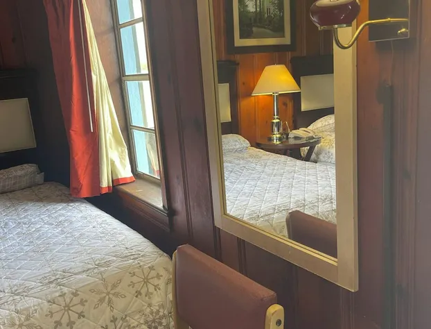 Ridgeway INN hotel detail image 3