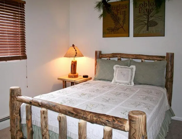 Fawn Valley Inn- 230 apts hotel detail image 3