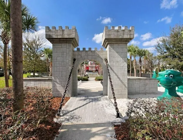 Themed Luxury 6BR Getaway with Resort Amenities hotel detail image 2