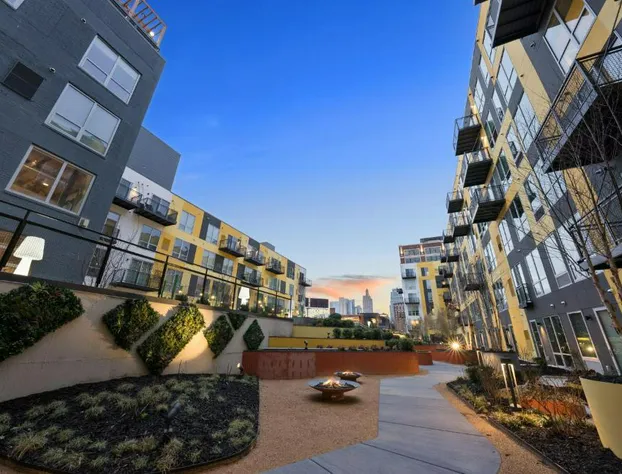 All in One Resort Style Vacation with Amazing Amenities 353 hotel detail image 2