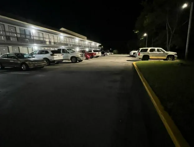 Hallmarc Inn hotel detail image 4