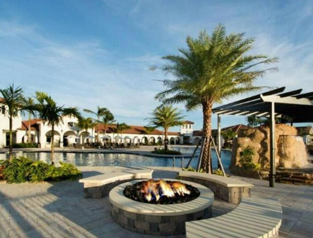 Modern Resort-Style Living hotel detail image 1