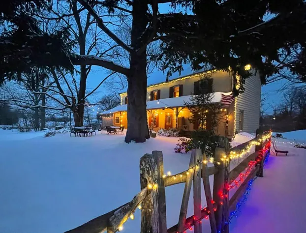 Galvanized America Inn & Art Gallery hotel detail image 1