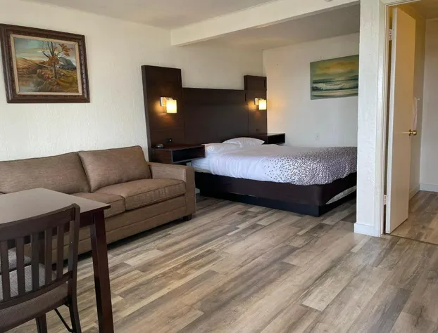 Holiday Motel hotel detail image 4