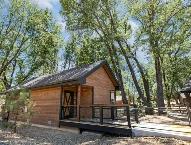 Firefall Ranch Yosemite hotel detail image 1