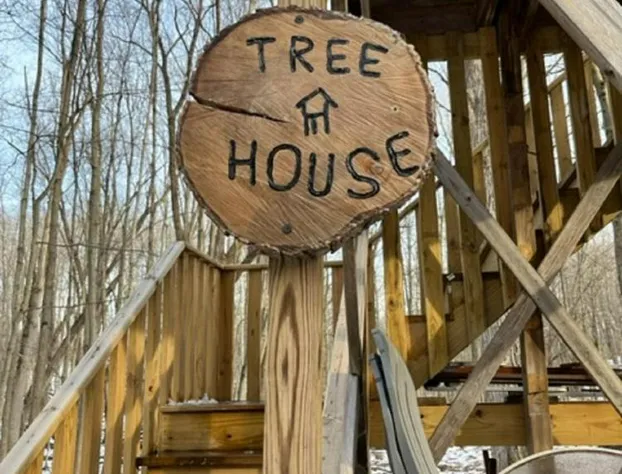 Acorn Lodge Private Riverfront & Trails hotel detail image 3