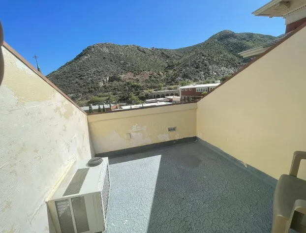 The Carrick hotel detail image 1