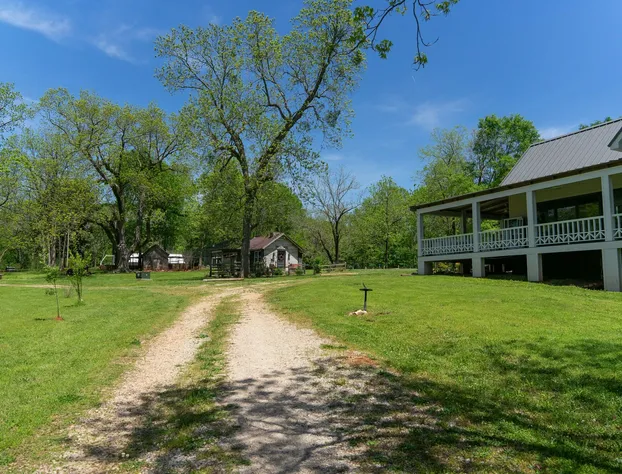 Auburn Bed and Breakfast hotel detail image 2
