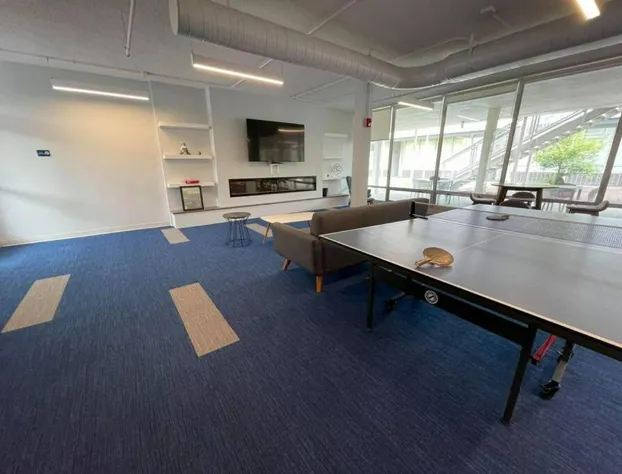 Cozy Resort Style Lodging Min From The Plaza 113 hotel detail image 1