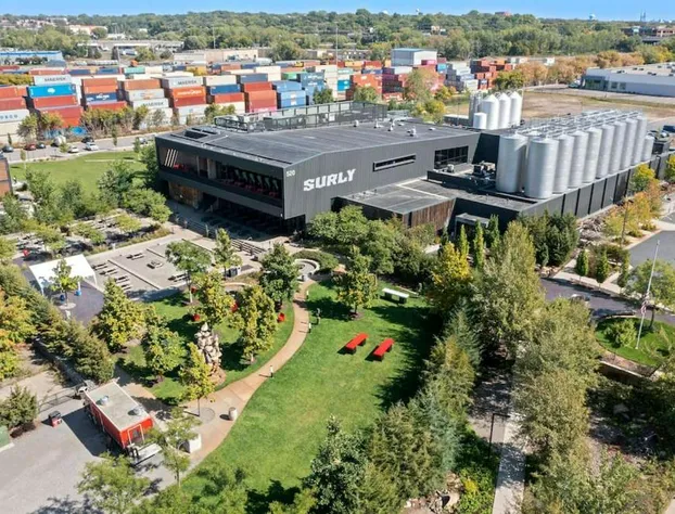 Minneapolis University DT Garage BBQ Pet Friendly hotel detail image 2