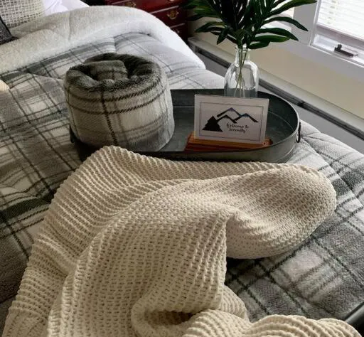 “Serenity” WALK to Resort - BEST local verified hotel detail image 4