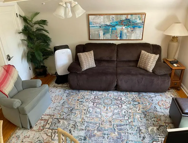 Sunlight Splendor Apartment at Twin Oaks Inn by the Trails hotel detail image 2