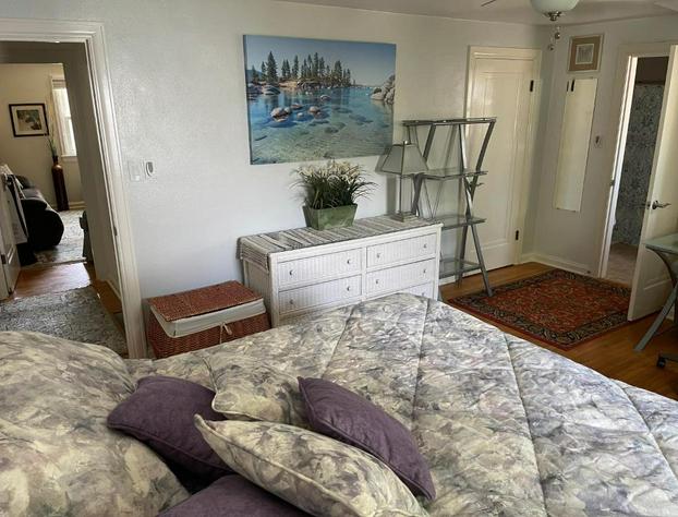 Sunlight Splendor Apartment at Twin Oaks Inn by the Trails hotel detail image 3