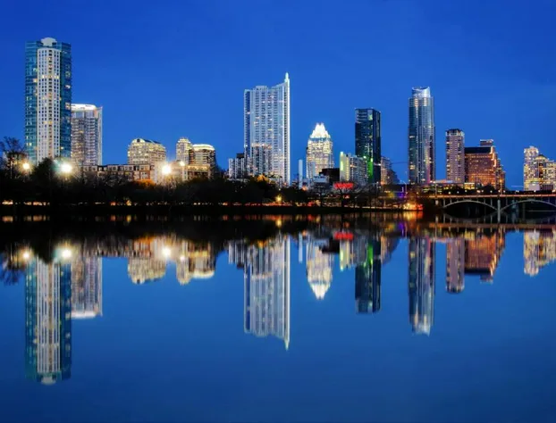 Quiet Mid Century Modern Retreat with Patio and Yard by Lodgewell hotel detail image 1