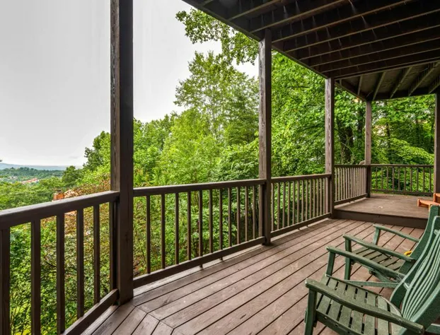 Grateful Gathering Lodge MTN View Hot Tub Games hotel detail image 1