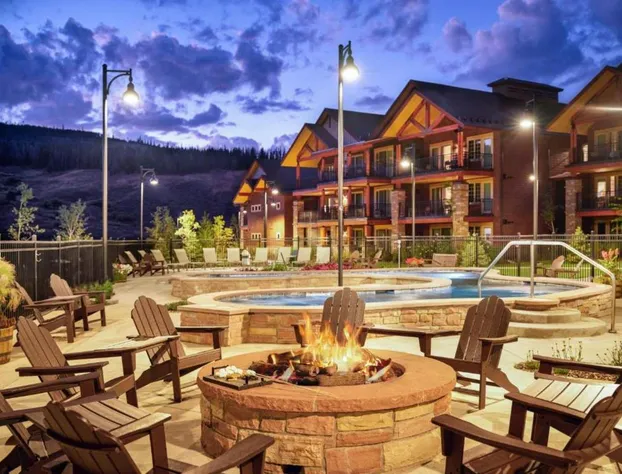 Exquisite Upscale Oasis · Ski Resort hotel detail image 1