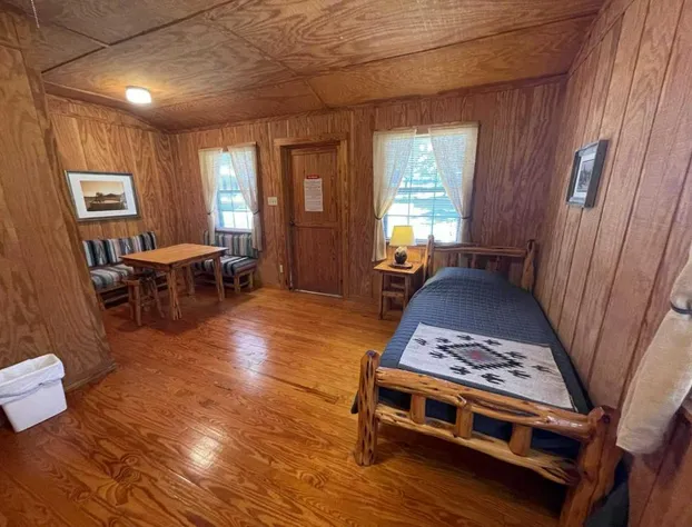 West 1077 Guest Ranch - Hackberry Room 8 hotel detail image 2