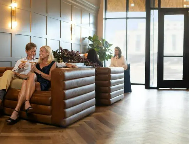 The Thomas Hotel - Garden Suite ADA - 02 hotel detail image 2