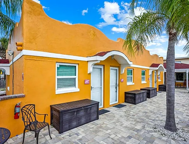 Upham Beach Inn - #2 Studio hotel detail image 1