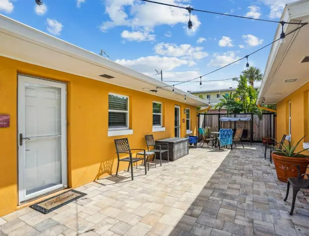 Upham Beach Inn #11 and #12 2BR Suite hotel detail image 4