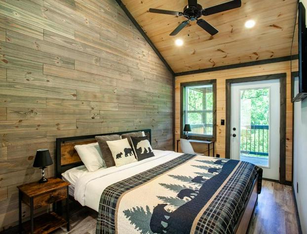 Sweet Honey Lodge - Newly Built Luxury Escape hotel detail image 3