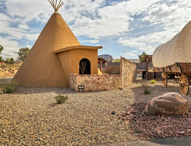 Zion White Bison hotel detail image 4