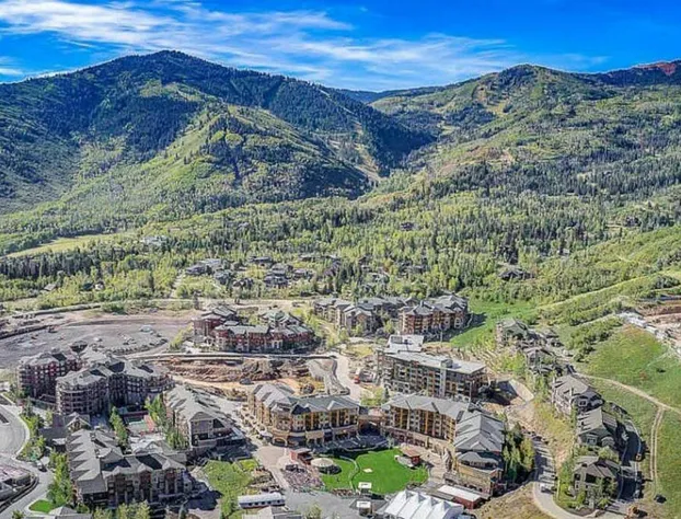 Grand Summit G410 Lodge Park City hotel detail image 4