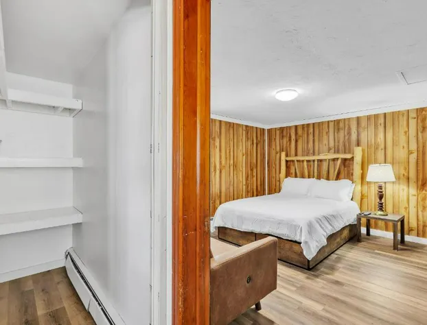 Eagles Nest Motel Unit 6 hotel detail image 1