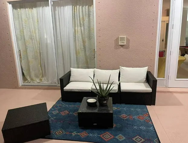 Cozy & Comfort in One-Find it in Naples FL hotel detail image 1